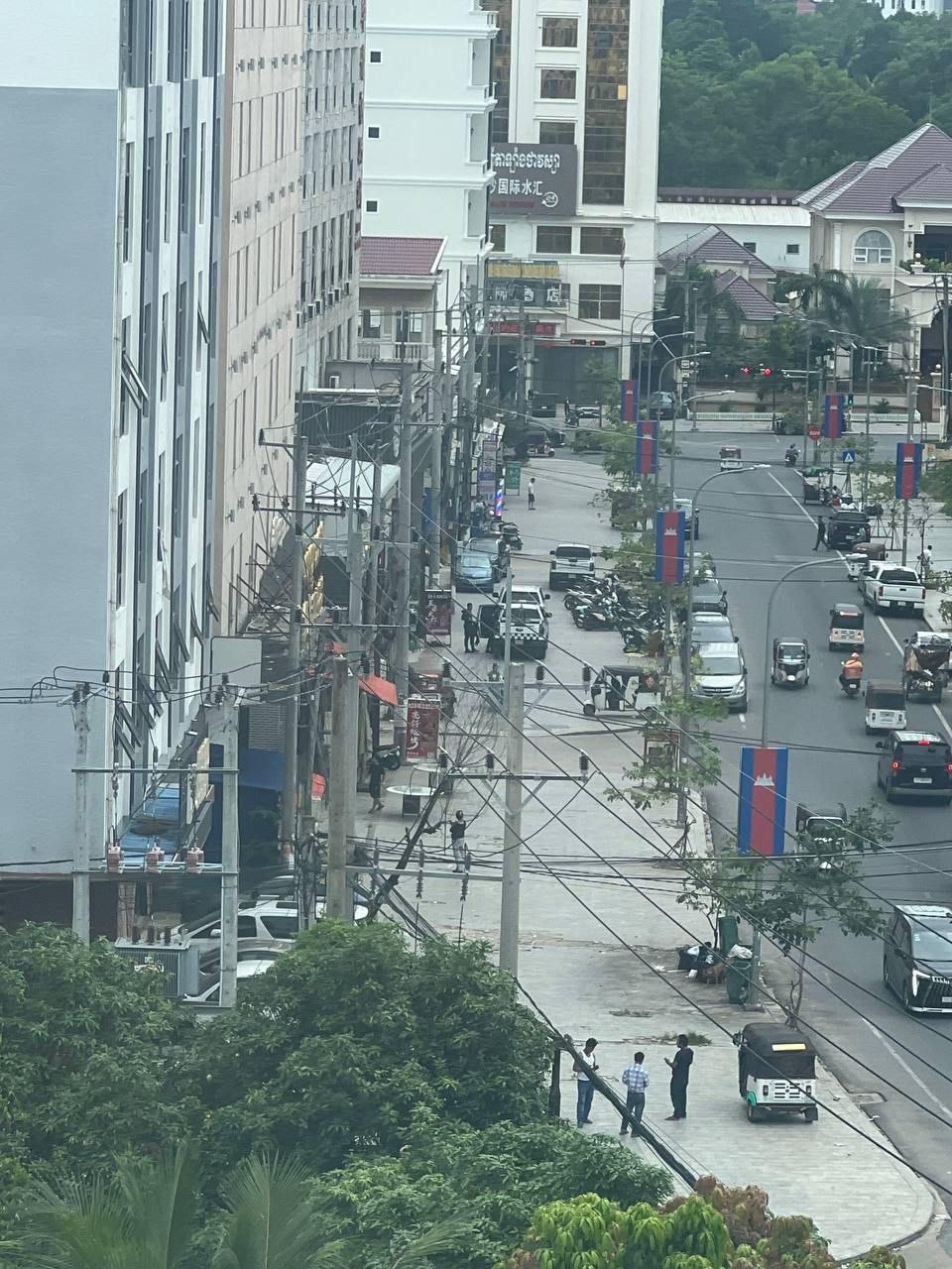 🇰🇭西港凯迪酒店 宪兵来了几车，各位兄弟注意哦